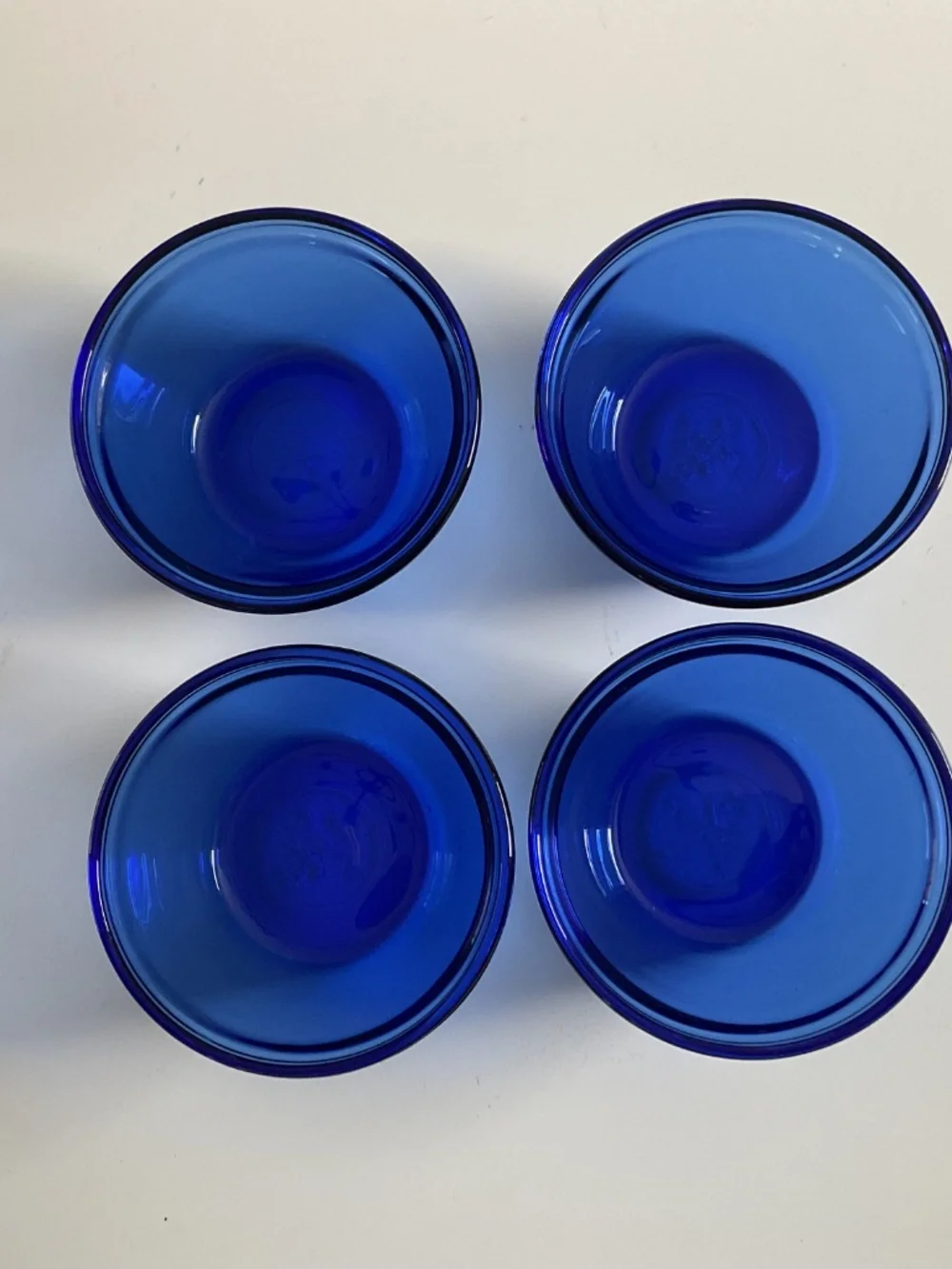 Set of 4 Anchor Hocking Cobalt Blue Glass Custard Cups Ramekins Bowls 6oz